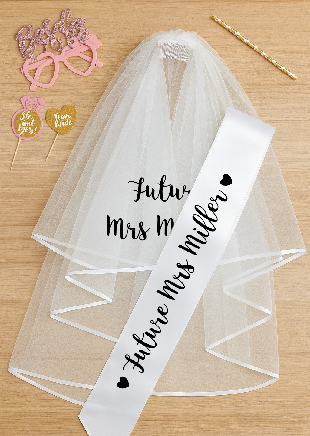 hen party veil and sash for the bride to be